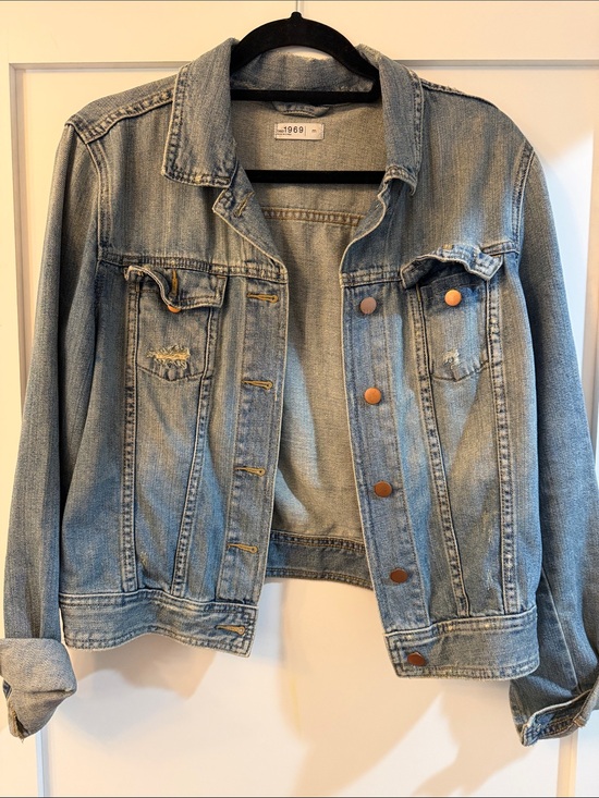 Gap 1969 Jackets & Blazers - GAP 1969 Light Blue Women's Denim Jacket - Classic Jean Trucker